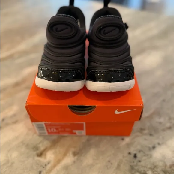 Nike Dynamo Free TD Sneaker