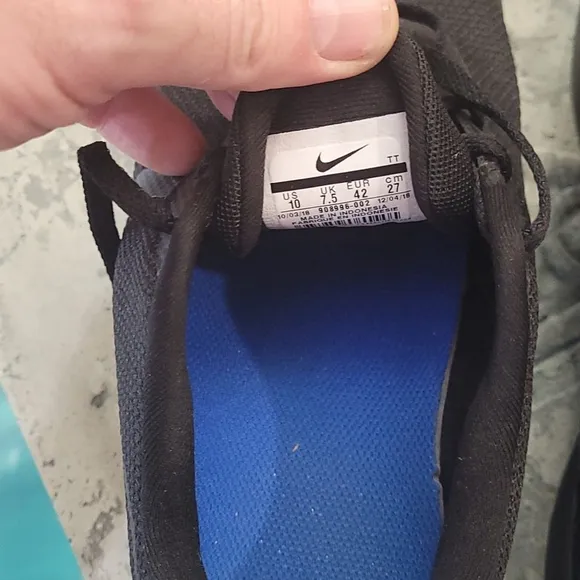 Nike FLEX TRAINERS BLACK ON BLACK 9