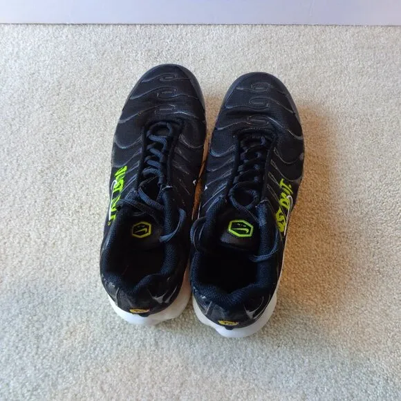 NIKE Kids Air Max‎ Plus I GS Black Volt  DM3264-001 Size 6.5Y