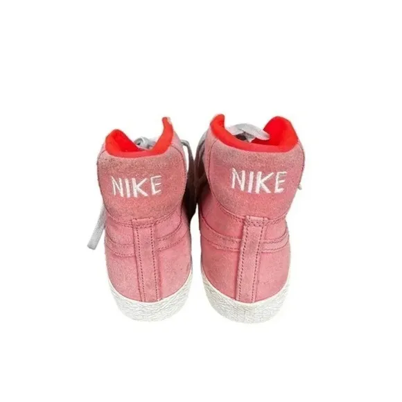 Nike‎ Kids Blazer Round Toe High Top Lace-Up Sneakers Shoes Peach Size 5Y