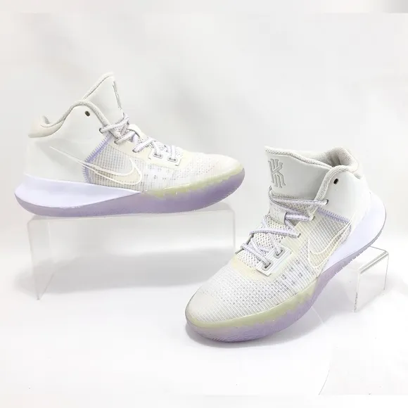 NIKE KYRIE FLYTRAP 4 - Sneakers, White Purple, basketball, size 7.5