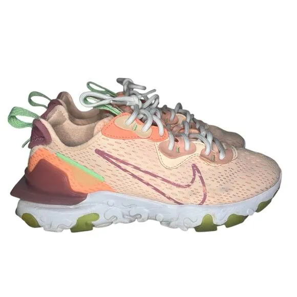 Nike React Vision Crimson Women Sneakers Shoes Size 6.5 CI 7523-800