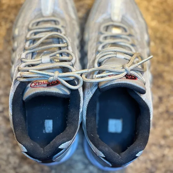 Nike youth, Gray Air Max Sneakers