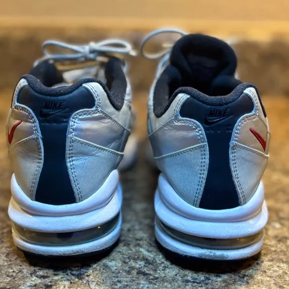 Nike youth, Gray Air Max Sneakers