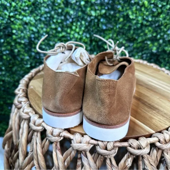 Nisolo Sedona Travel Derby Shoe Tan Suede