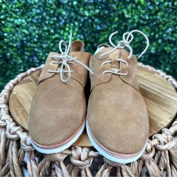 Nisolo Sedona Travel Derby Shoe Tan Suede