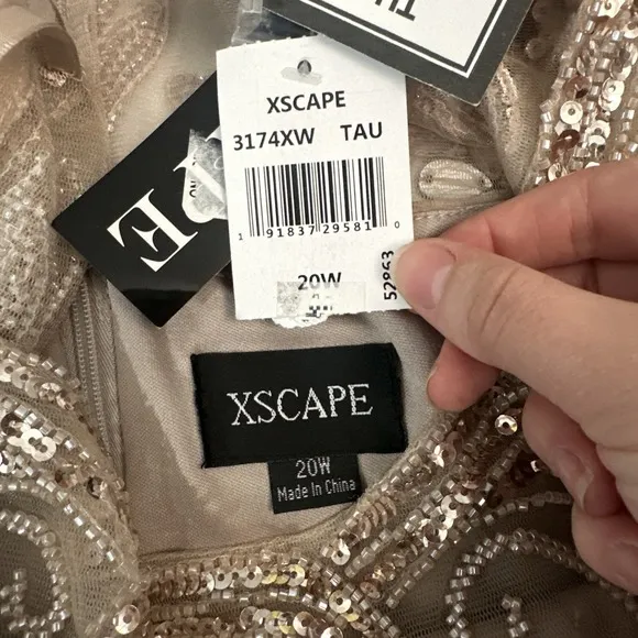 NWD $319 XSCAPE [ 20W ] Mason Boat-Neck Chiffon Fit &amp; Flare Gown Taupe #S1793