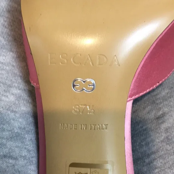 NWD Escada 37.5 Pink Satin Formal Heels Italy fit like 7