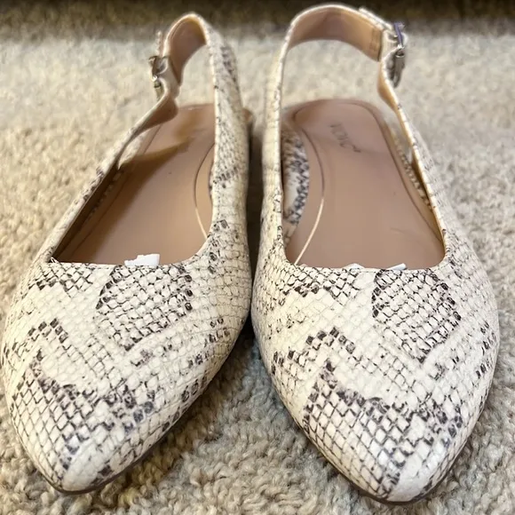 NWOB! Vionic SZ 6.5 jade sling back comfort flats.