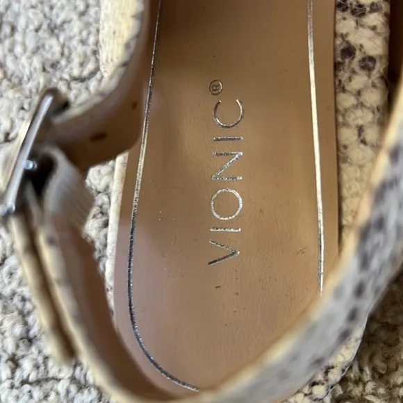 NWOB! Vionic SZ 6.5 jade sling back comfort flats.