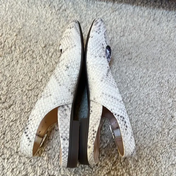 NWOB! Vionic SZ 6.5 jade sling back comfort flats.