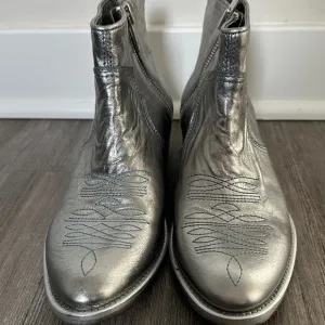 NWOB! Zadig &amp; Voltaire Metallic Silver Ankle Boots  Size 8 US | 39 EU