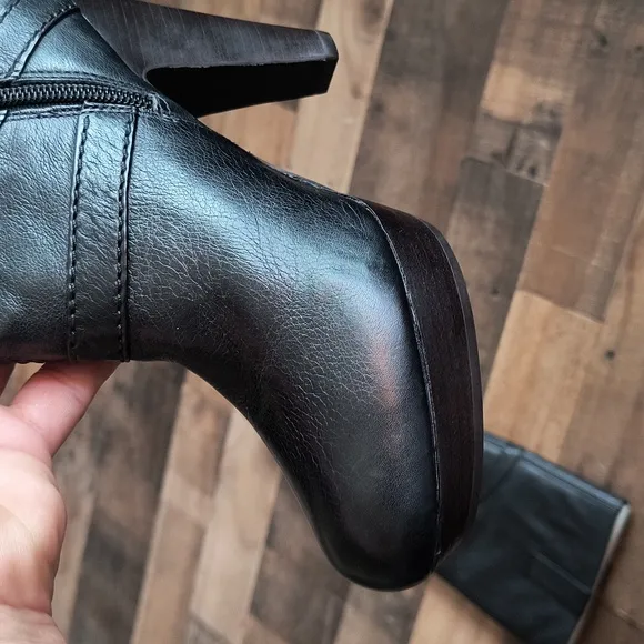 NWOT Bivel Black Leather High Heeled Knee-High Boots Sz EU 37.5 US 7 Women