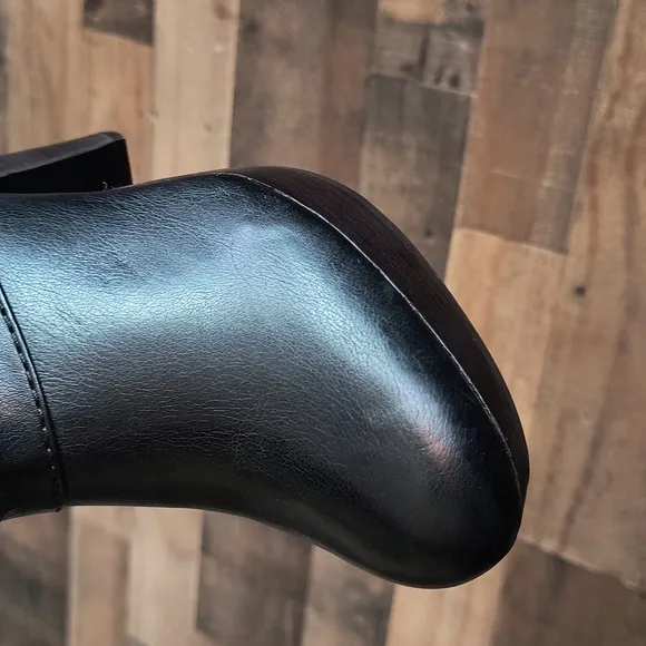 NWOT Bivel Black Leather High Heeled Knee-High Boots Sz EU 37.5 US 7 Women