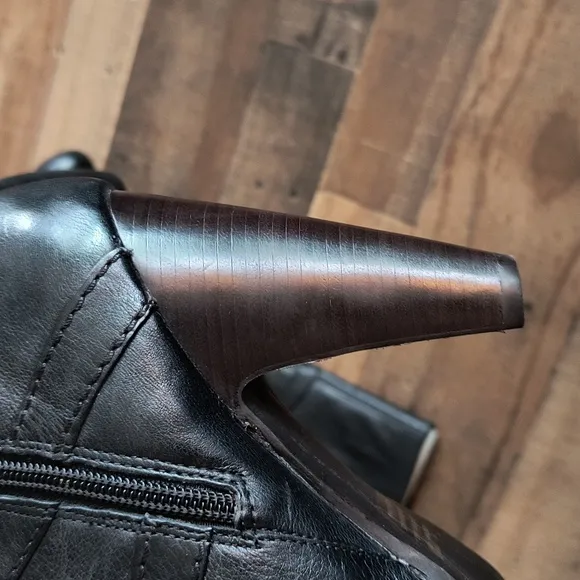 NWOT Bivel Black Leather High Heeled Knee-High Boots Sz EU 37.5 US 7 Women
