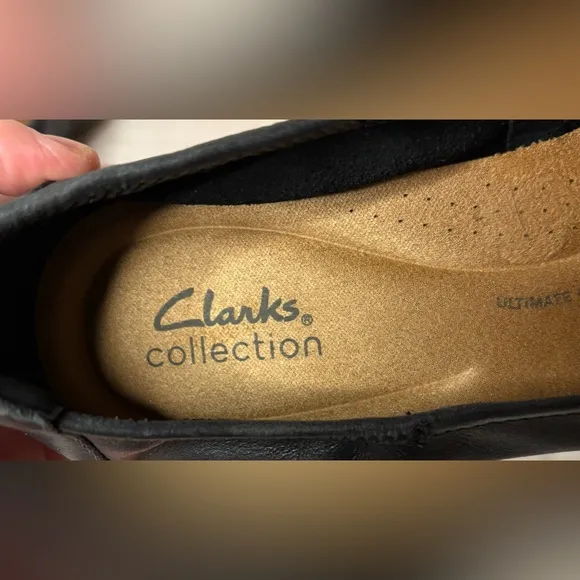 NWOT. Clarks Collection Women's Lyrical Rhyme Slip-On Flats Black Size 8M