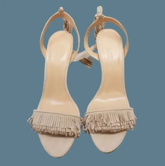 NWOT Club Monaco Journie Fringe Pump Chalk Suede Leather