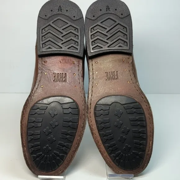 NWOT Frye Brown Leather Chelsea Boots with Elastic Panels mens size 8