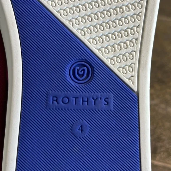 NWOT Rothy’s Girls Bubblegum Pink Slip on Sneakers size 4.