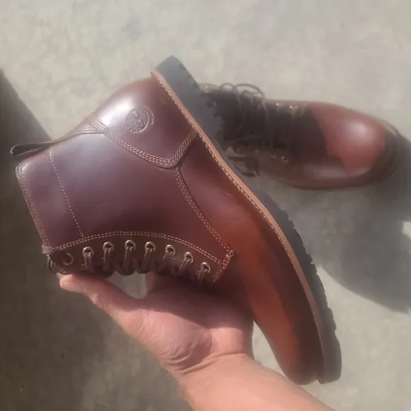 NWOT Timberland Boots