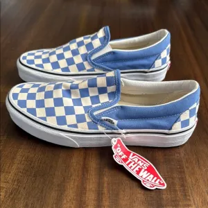 NWOT Vans women’s Blue Checkered Slip-On Shoes 7.5