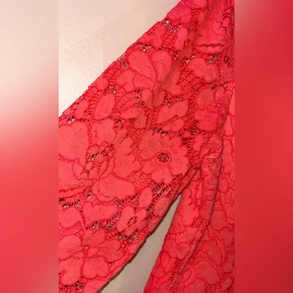 NWOT Vince Camuto Coral Lace Overlay cocktail Mini Dress size 8 ORIGINAL $180