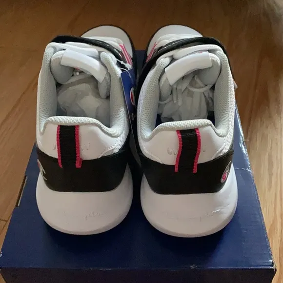 NWT-Champion Motive Kids’ Sneakers-Style:MOTIVE-Color:White/Blk