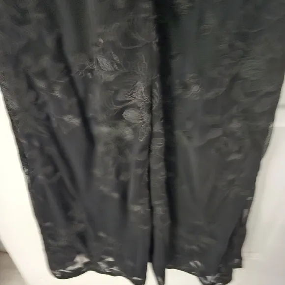 NWT JS Collections Black Elegant Black Evening Dress With Floral Embroidery SZ 4