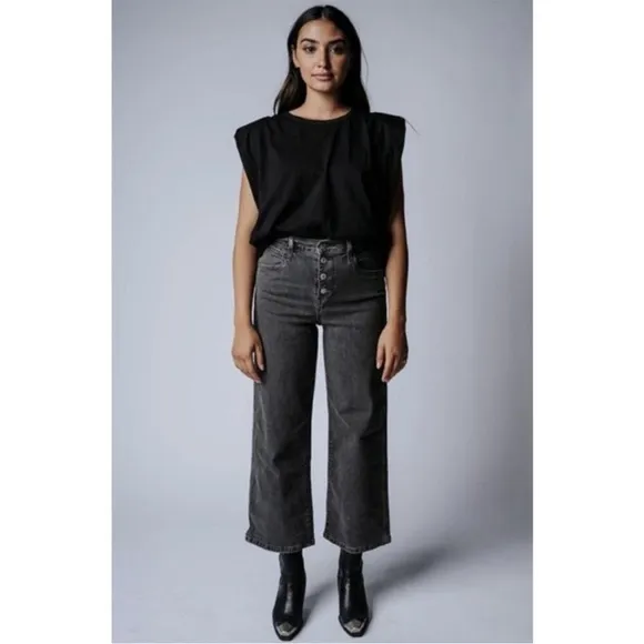 NWT LEVIS- Mile High Cropped Wide Leg Washer Black Denim Button Fly