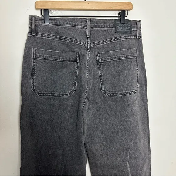 NWT LEVIS- Mile High Cropped Wide Leg Washer Black Denim Button Fly