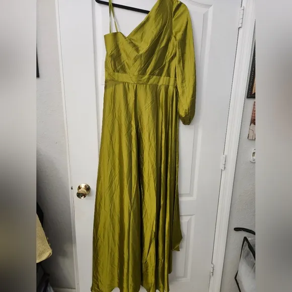 NWT Mac Duggal 49141 Chartreuse Green Asymetrical One Shoulder Dress Sz 10