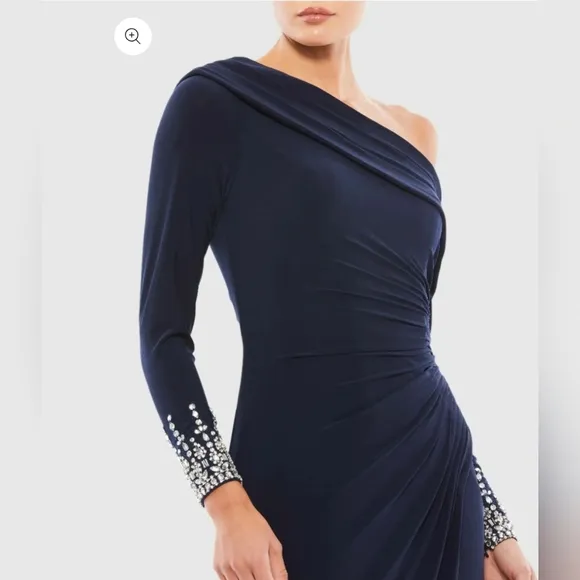 NWT Mac Duggal Navy Beaded Cuff Drop Shoulder Faux Wrap Gown SZ 14 1223Q