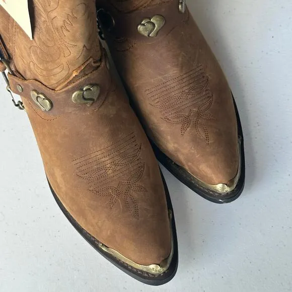 NWT Masterson Women's J Toe Western Cowboy Boot With Chain