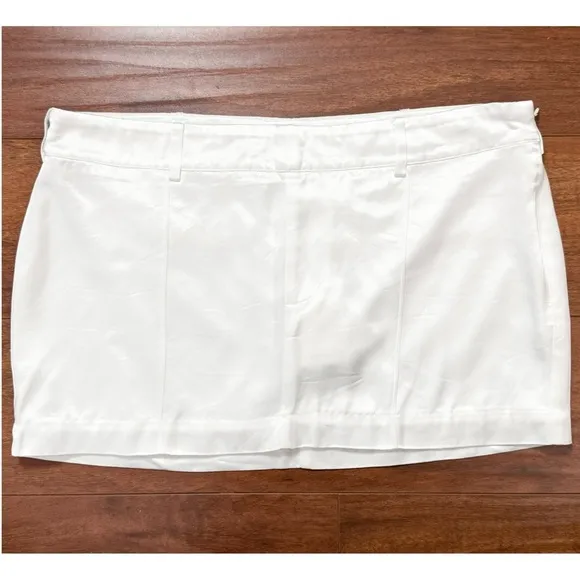 NWT RETROFETE Ivory Satin Low Rise Seam Detail Micro Mini Skirt L