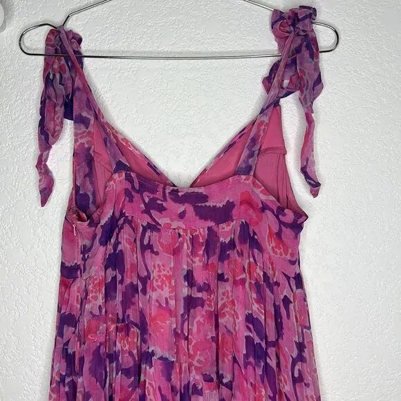 NWT ROCOCO SAND Lei Maxi Dres in Bubblegum Medium Revolve