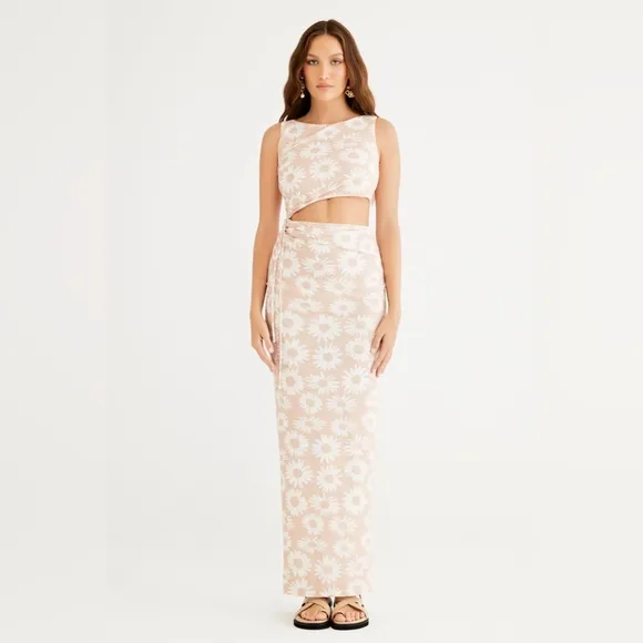 NWT Rumer Isla Cut Out Maxi