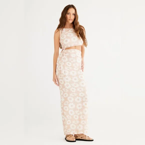 NWT Rumer Isla Cut Out Maxi