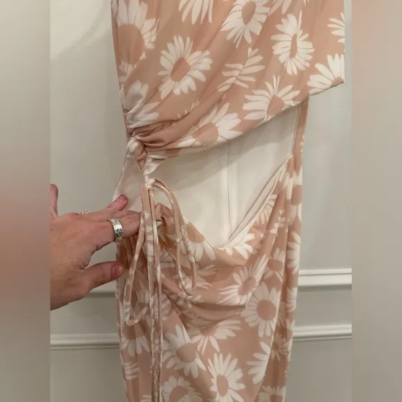 NWT Rumer Isla Cut Out Maxi