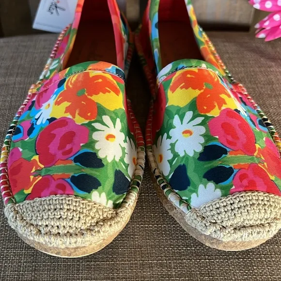 NWT SeaStar Frances Valentine Beachcomber Espadrille, 4 Girl