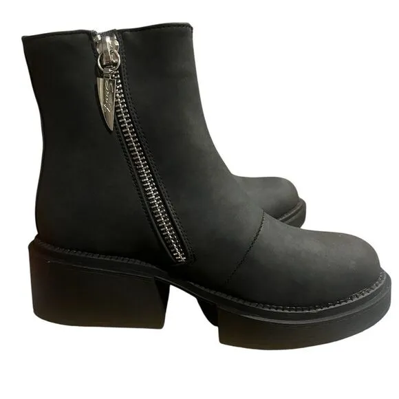 NWT seven7 the vault women's black double side zip platform  size 8