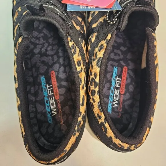 NWT Skechers Wide fit Sport active Womens 10 shoes Cheetah print slip on school