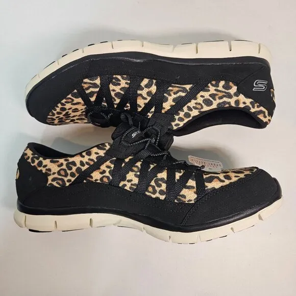 NWT Skechers Wide fit Sport active Womens 10 shoes Cheetah print slip on school