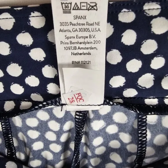 NWT SPANX Sunshine Shorts, 10” Pull On Bermuda Navy Painted Dot 50214R LARGE