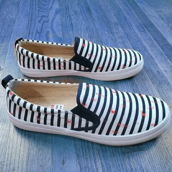 NWT Sperry Top Sider Slip On Women's Nautical Stripe Jaws Sneakers