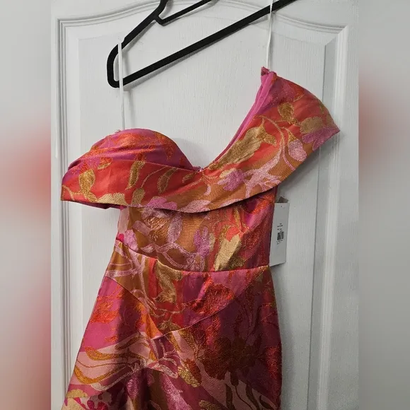 NWT Theia Poppy Zinnia All Midi Drew Asymmetric Cocktail Dress SZ 4