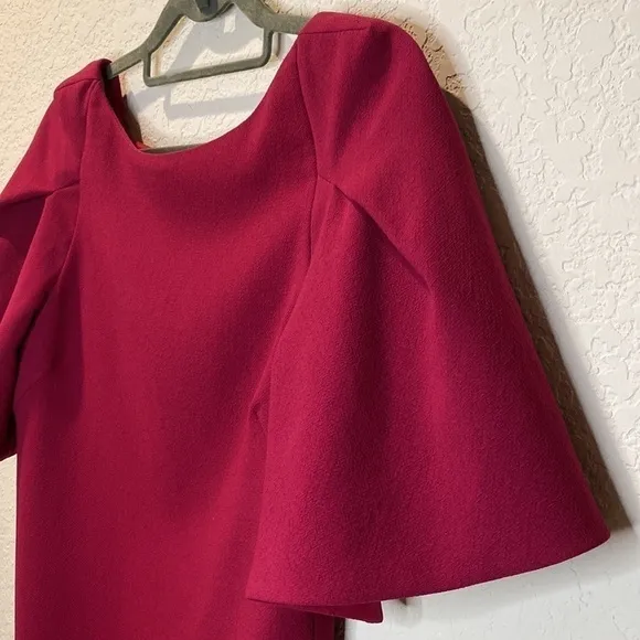 NWT - Trina Turk Madame Butterfly Cape Sleeve Crepe Dress - Size 2