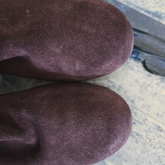 NWT, Women's Brown Suede Boots 8.5