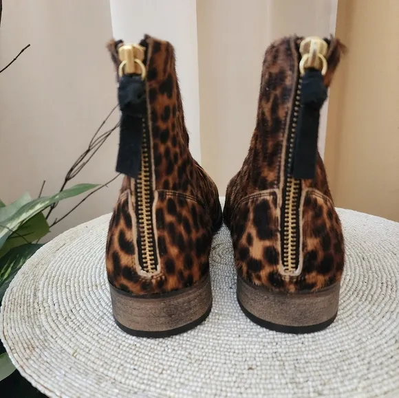 NWT.Boden size 40 Leather &amp; Calf Hair Animal Print Side Zip Ankle Booties