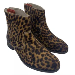 NWT.Boden size 40 Leather &amp; Calf Hair Animal Print Side Zip Ankle Booties