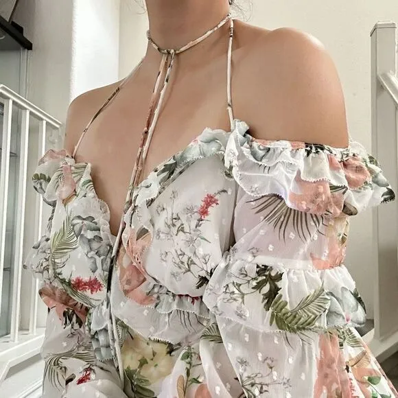 NWT The Jetset Diaries White Floral Ruffle Off Shoulder Slit Maxi Dress Sz L